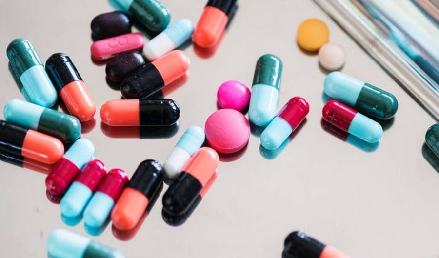 Thousands of new antibiotic combinations to fight superbugs